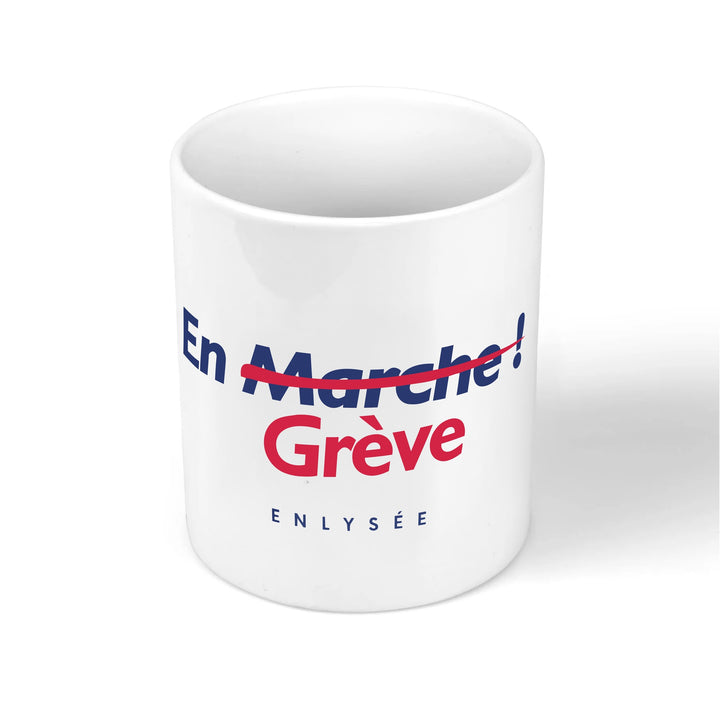 Mug blanc avec logo reprenant le en marche en en grève