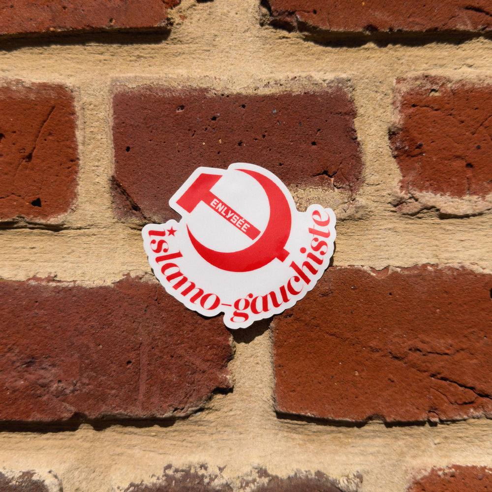 sticker Enlysee "islamo-gauchiste" collé sur un mur 